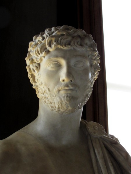 Busto di Adriano giovane – Musei Capitolini, Roma IT