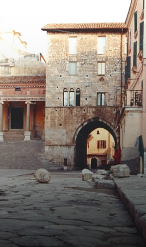 Arch of Galba I century AD - Terracina IT)