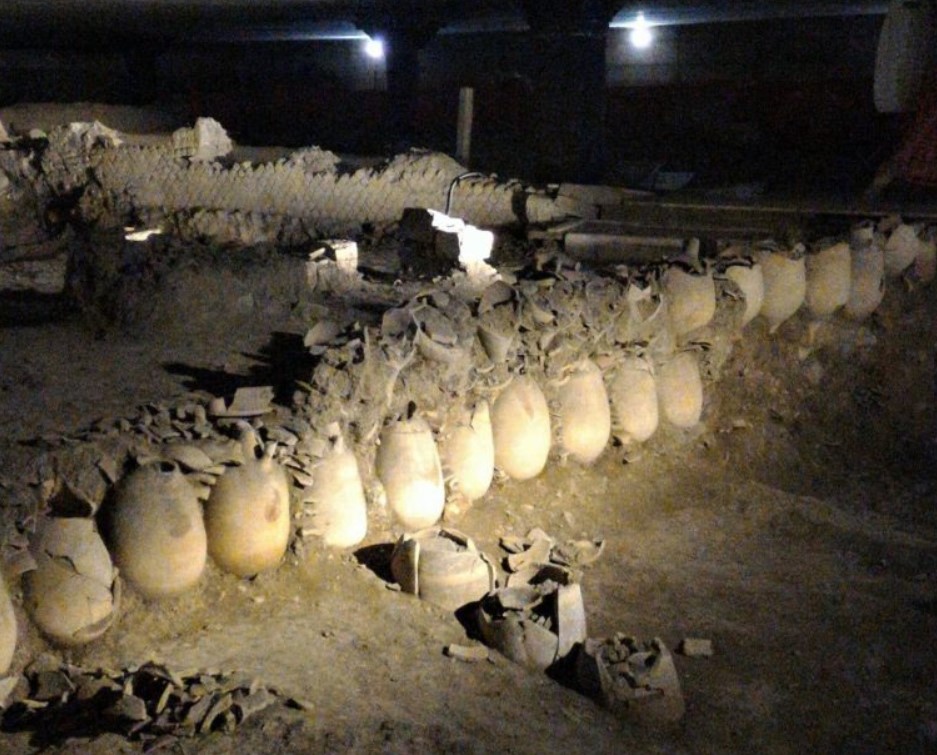 Area archeologica del Porticus Aemilia. Muri realizzati con anfore – Testaccio, Roma IT