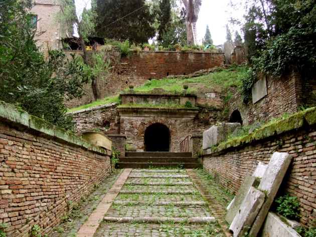 Ingresso della Tomba degli Scipioni – Via Appia, Roma
