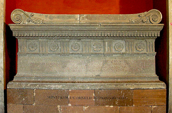 Urna di Lucio Cornelio Scipione Barbato, III sec a.C. - Musei Vaticani