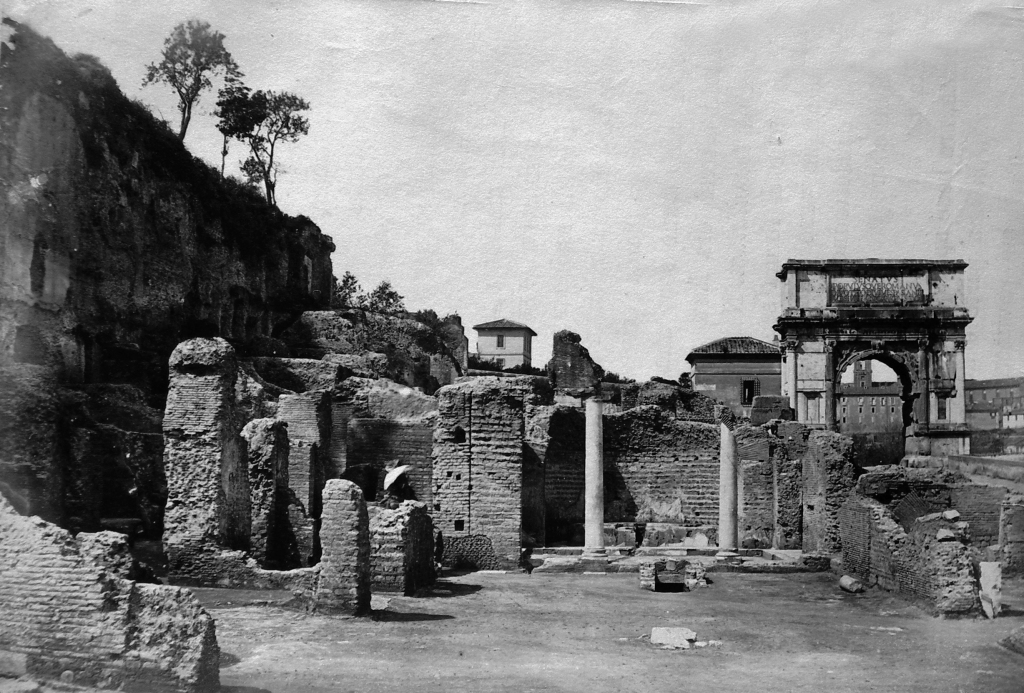 Foto inizi del '900 – Rovine delle Terme di Elagabalo