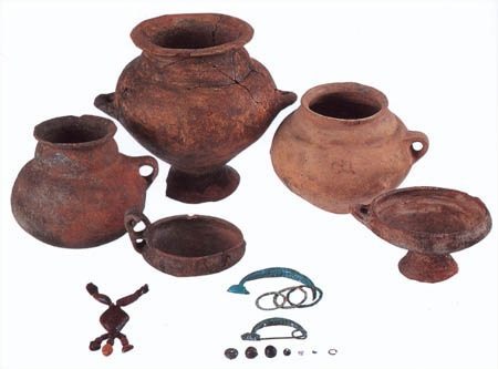 Ceramiche IX-VIII sec. AC, rinvenute a Osteria dell'Osa, antica Gabii